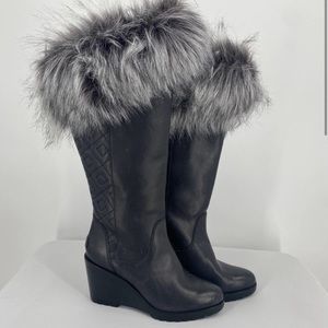 Sorel Black and Gray Heeled Boots